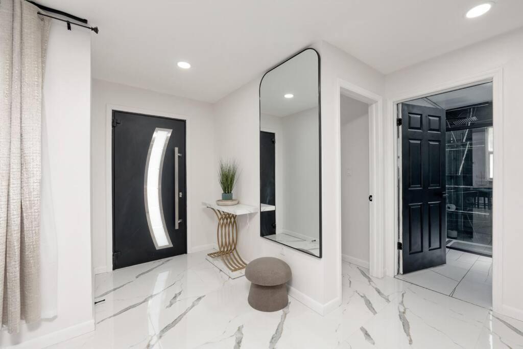 Luxury Style Townhome With Pool - 1 Miles To Bucs Stadium 탬파 외부 사진
